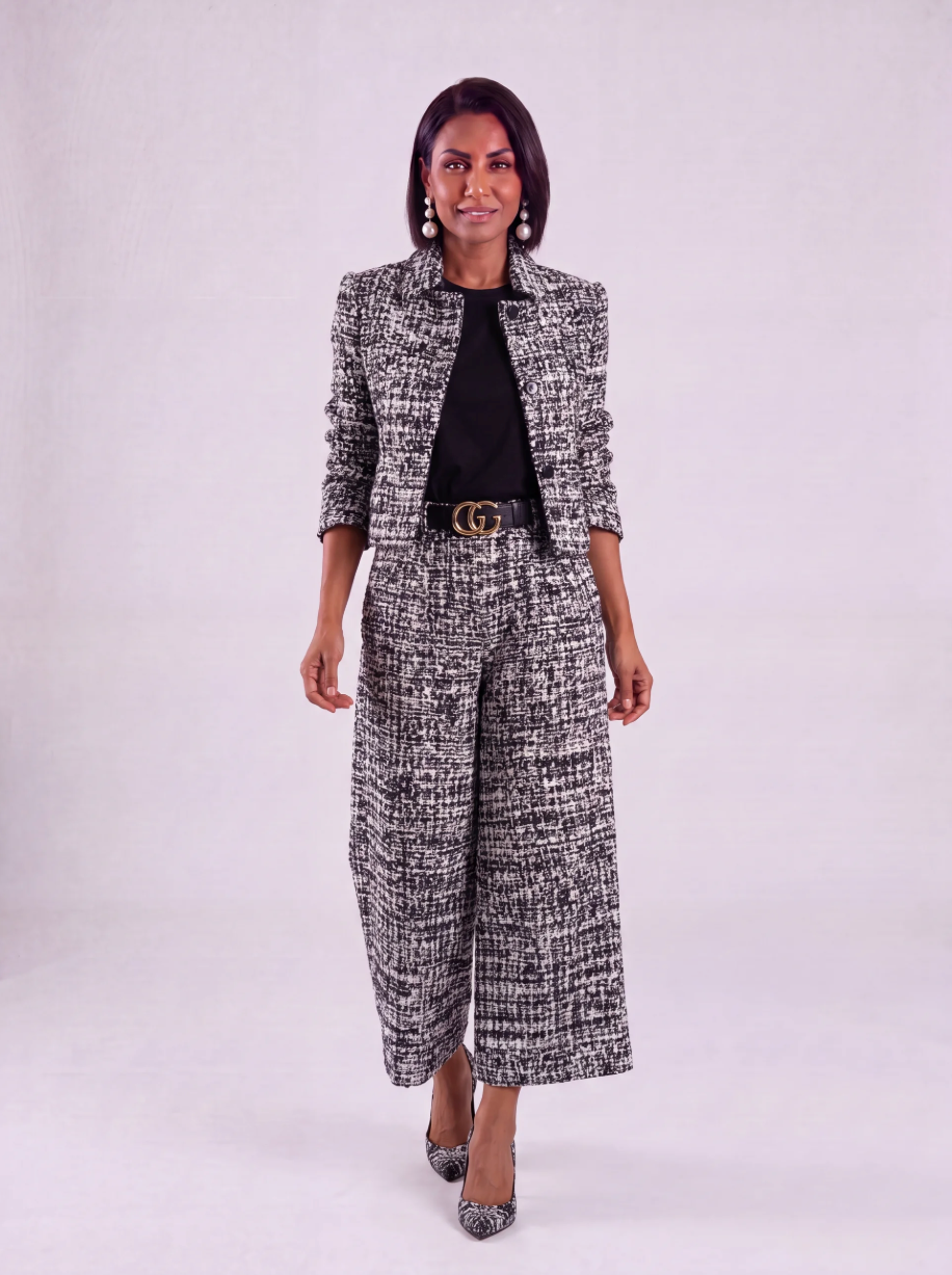 Lucia | Set Sofisticato e Versatile